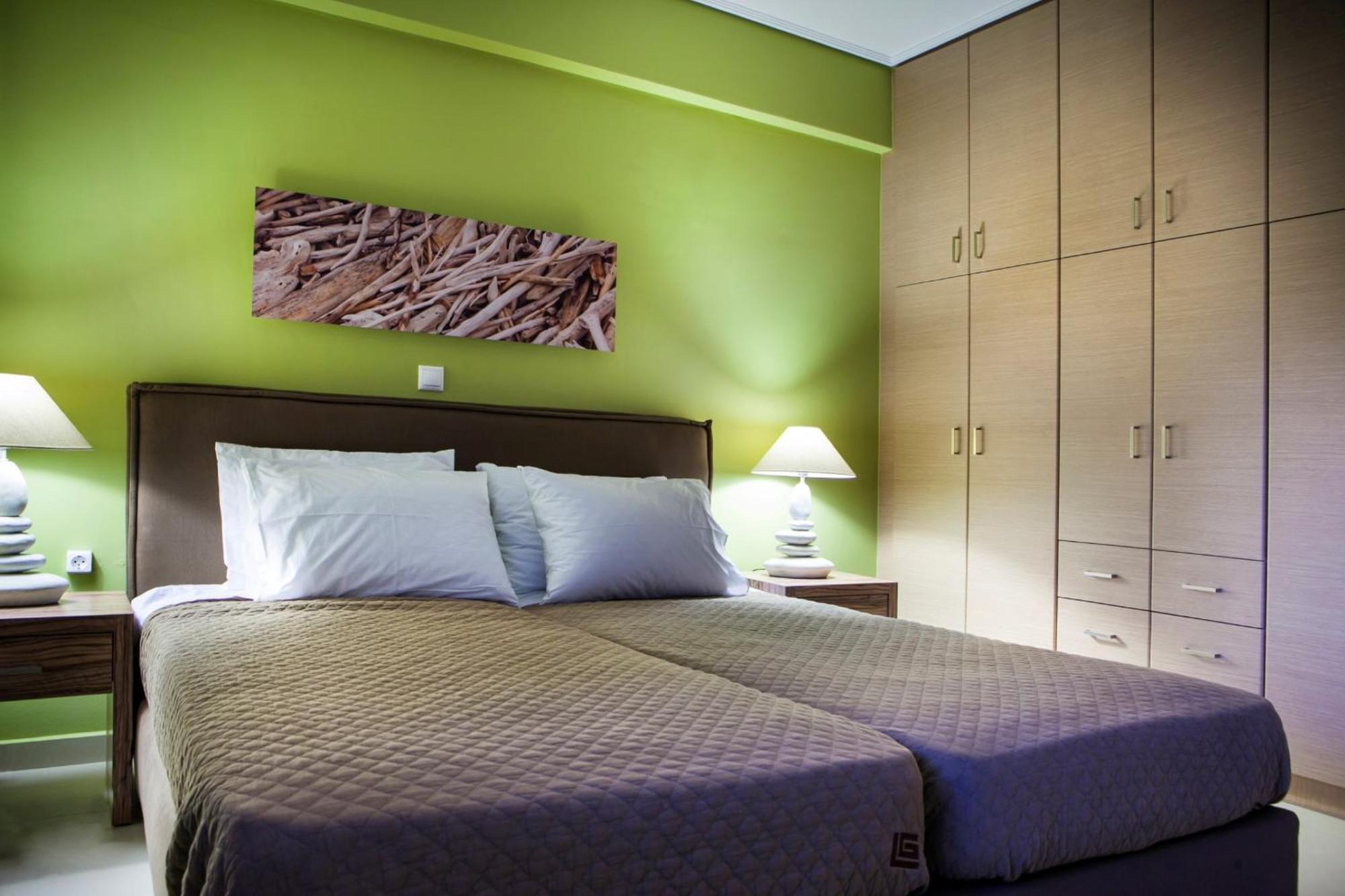 Meliti Waterfront Suites Karavomylos Exterior photo