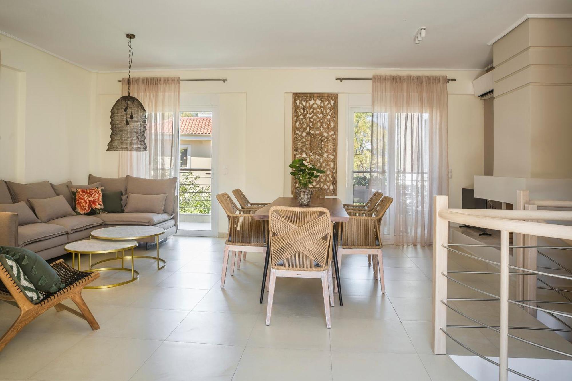 Meliti Waterfront Suites Karavomylos Exterior photo
